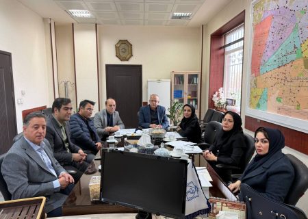 وفق بندهای ۱، ۲ و ۵ ماده ۲۷۴ قانون مالیاتهای مستقیم، واگذار کننده و استفاده کننده از حساب ‌و کارتخوان متعلق به دیگری مشمول مجازات درجه ۶ می باشند