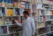 داروخانه‌های خراسان رضوی داروها را با چک ۴ ماهه خریداری می‌کنند